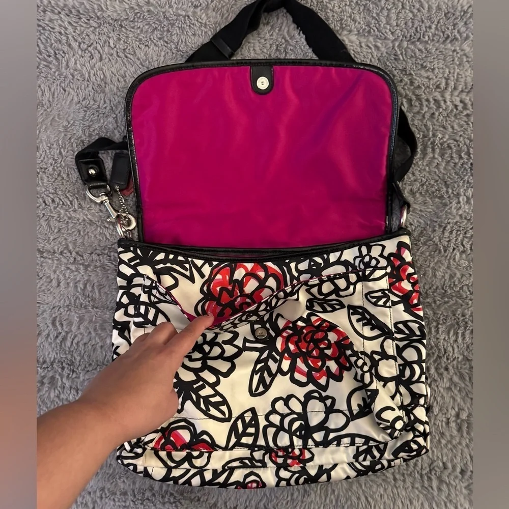 COACH Y2K Kyra Poppy Daisy Graffiti Floral Print Crossbody Bag